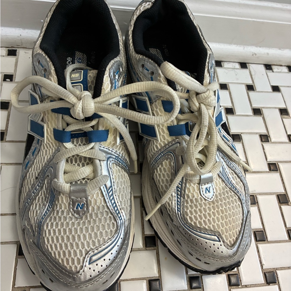 New Balance Kids Sneakers - Silver and Blue